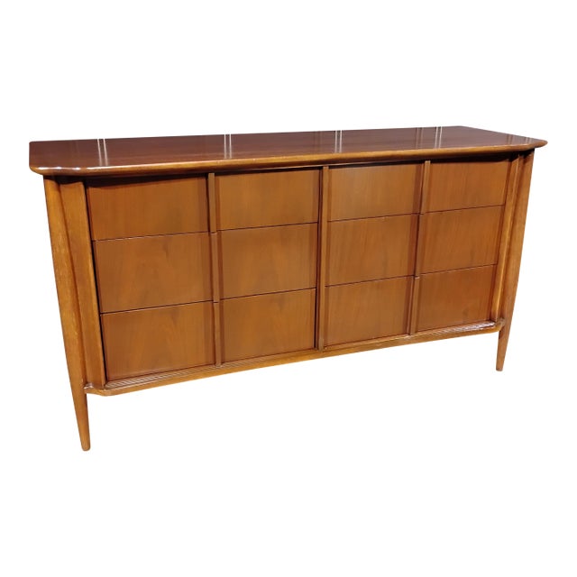 Mid 20th Century Kroehler Lowboy Dresser For Sale