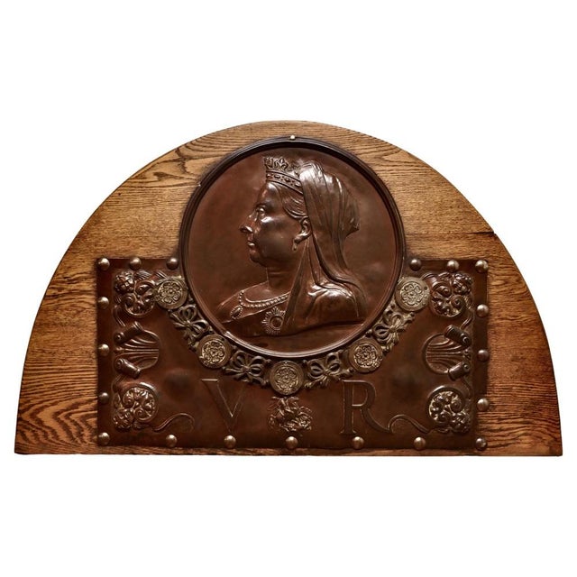 Large Victorian Queens Head Copper Wall Plaque, 1890 For Sale - Image 9 of 10