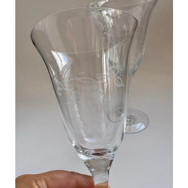 Transparent Vintage Handmade Etched Grapevine Tulip-Stem Wine Glasses – Set of 2 For Sale - Image 8 of 10