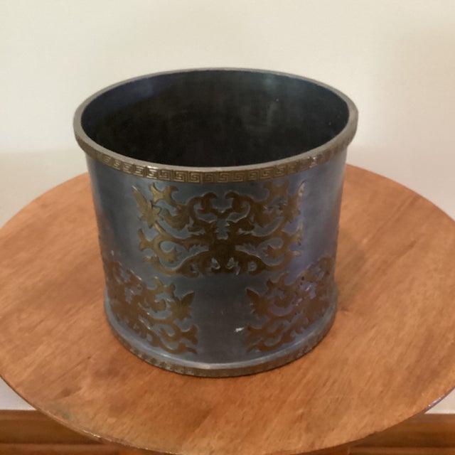 Metal Vintage Chinoiserie Palm Beach Style Pewter W/Brass Overlay Ornamentation Jardiniere Hong Kong For Sale - Image 7 of 12