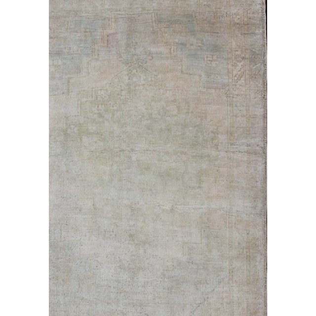 Vintage Turkish Oushak Rug with Understated Design and Muted Tones. Muted Vintage Oushak from Turkey, Keivan Woven Arts/...