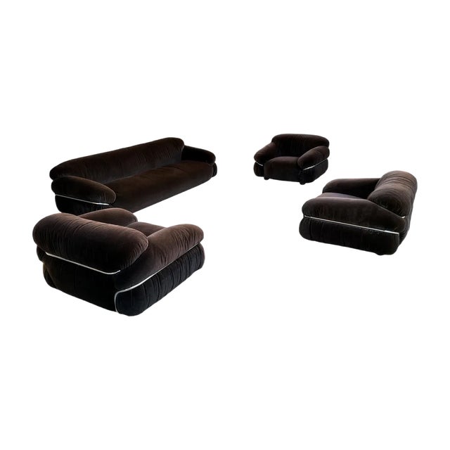 Sesann Lounge Set in Alpaca Velvet by Gianfranco Frattini for Cassina, 1972, Set of 4 For Sale