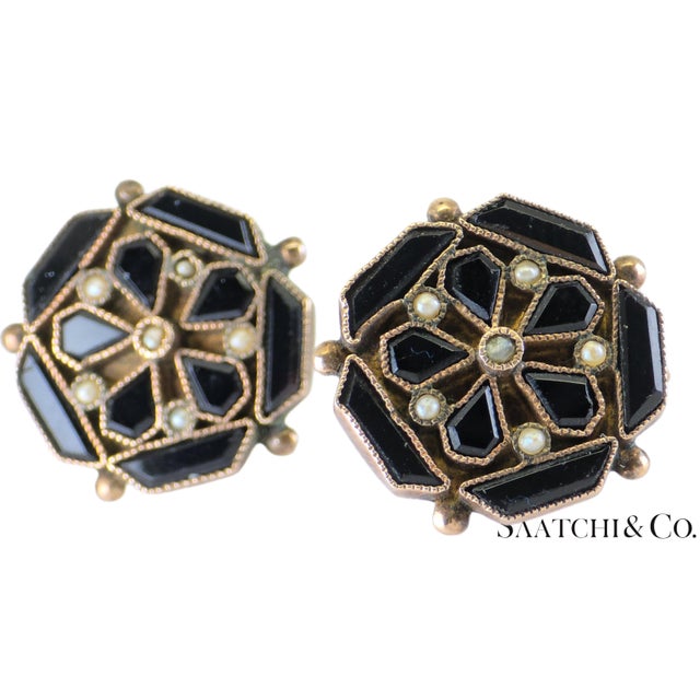 14K Yellow Gold Natural Pearl & Onyx Earring Metal Type: 14K (585) Yellow Gold Total Item Weight: 5.1 Grams Stone: Natural...