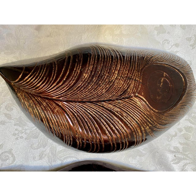 Pair Vintage 1960s Mid-Century Modern Reverse Painted Art Glass Peacock Feather Reverse Painted Bowls For Sale - Image 9 of 10