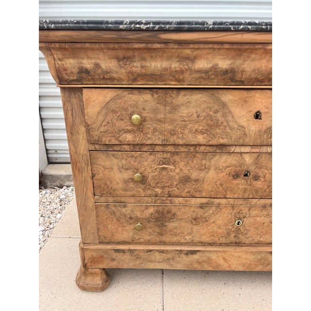 French 19th Century Louis Philippe Bleached Burl Walnut Marble Top Commode For Sale - Image 11 of 12