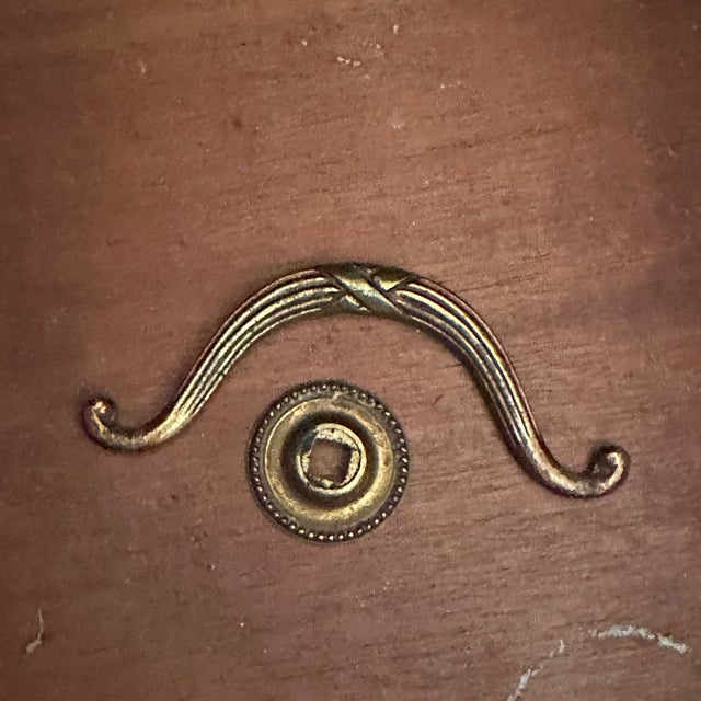 Antique Edwardian Carlton House Desk in Tiger Maple For Sale In New York - Image 6 of 12