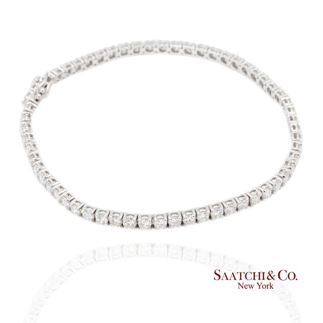 14k (585) White Gold Natural Diamond Tennis Bracelet Size 7.5 Inch For Sale - Image 4 of 9