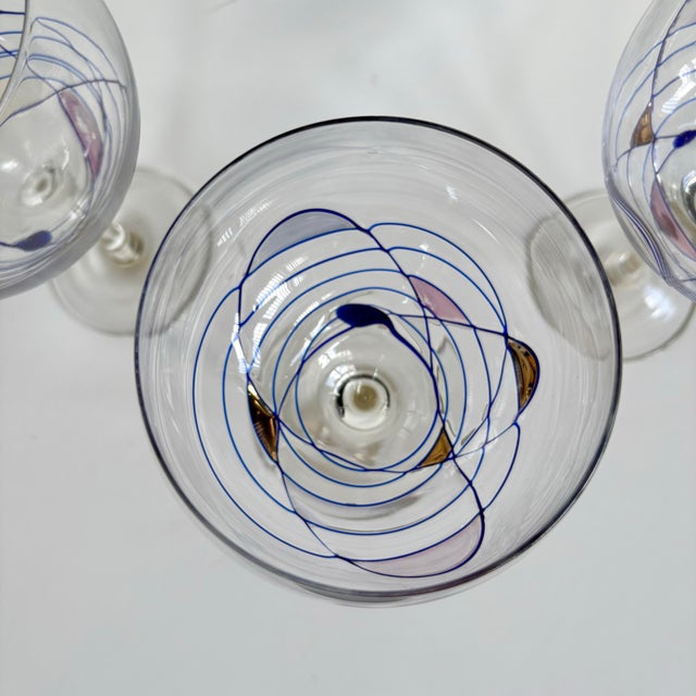 Glass 1990s Artland “Helios” Balloon Wine Glasses – Multicolor Mosaic - Set of 4 For Sale - Image 7 of 9