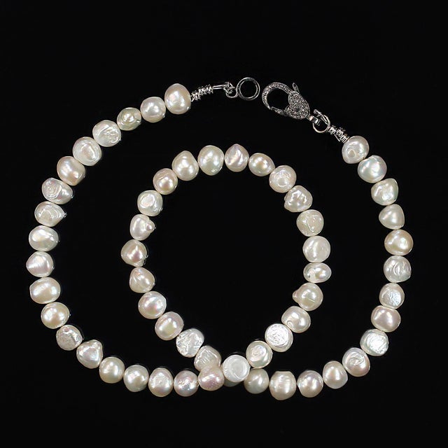 2020s Ajd 22 Inch Iridescent Double Shine Creamy White Pearl Necklace June Birthstone For Sale - Image 5 of 6