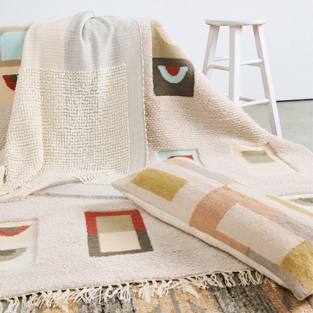 Butterscotch Handloom Hand Knotted Textured Plush Merino Throw For Sale - Image 17 of 17