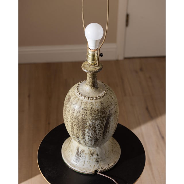 Mid-Century Modern Vintage Petzold '73 Studio Pottery Table Lamp For Sale - Image 3 of 12