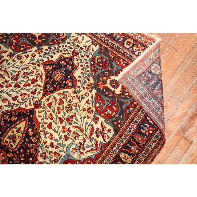 19th Century Ivory Persian Sarouk Ferehan Rug - 4'5" x 7' For Sale In New York - Image 6 of 9