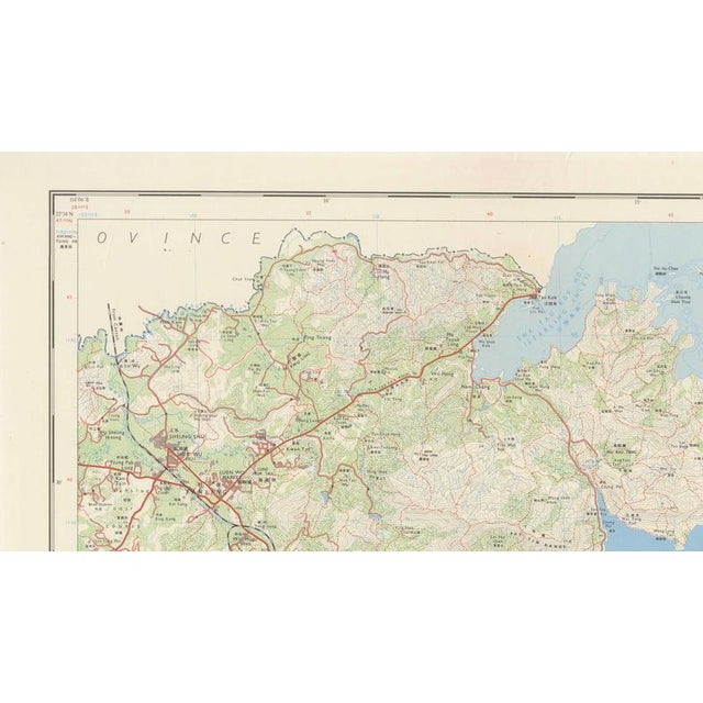 Gold Large Two-Sheet Map of Hong Kong, Kowloon and the New Territories, 1975, Set of 2 For Sale - Image 8 of 16