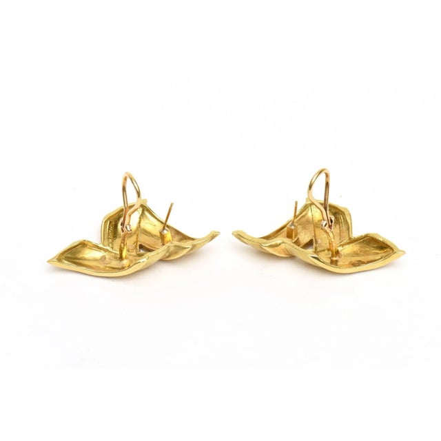 Gold Vintage Tiffany & Co. Sculptural 18 Karat Gold Pierced Lever Back Earrings - 2 Pieces For Sale - Image 8 of 10