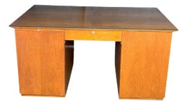 Example of Mid-Century Modern Desks