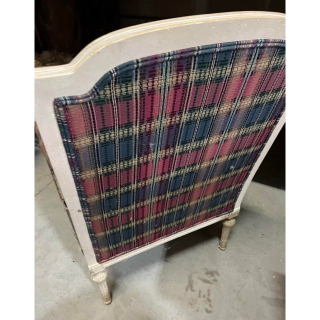 Up for consideration is a beautiful vintage rustic style highland house red and blue wooden chair. This would look lovely...