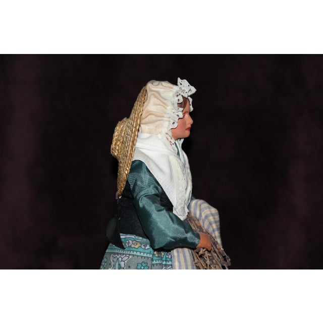 Provence Santons Women Figurines, 1990s, Set of 3 For Sale - Image 9 of 18