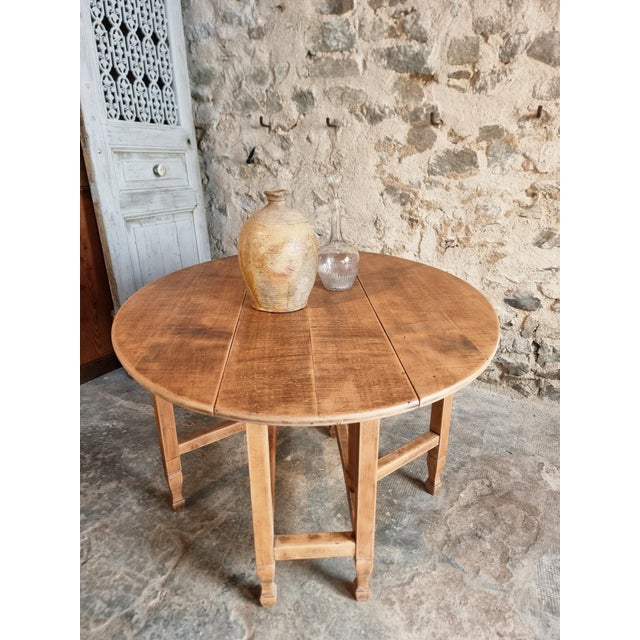 Wood Vintage French Gateleg Table Oval Drop-Leaf Dining Table, France, 1950 For Sale - Image 7 of 18