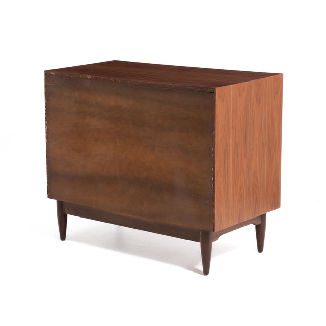 Mid-Century Modern Ramseur Furniture Mid Century Walnut Brass Diamond Front Cabinet Credenza Unmarked For Sale - Image 3 of 14