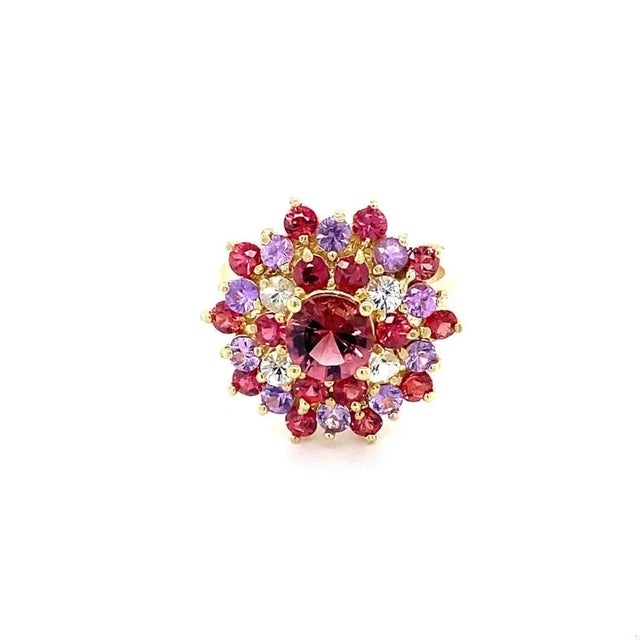 3.57 Carat Tourmaline Sapphire Yellow Gold Cocktail Ring, Size 7 For Sale - Image 4 of 8