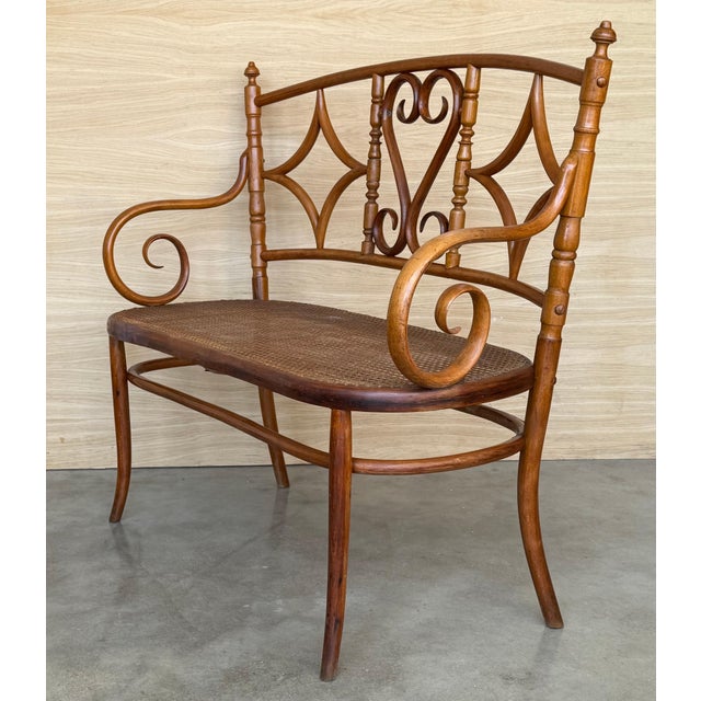 Spanish 20th Century Bentwood Sofa in the Thonet Style, circa 1925, Caned Seat For Sale - Image 3 of 18