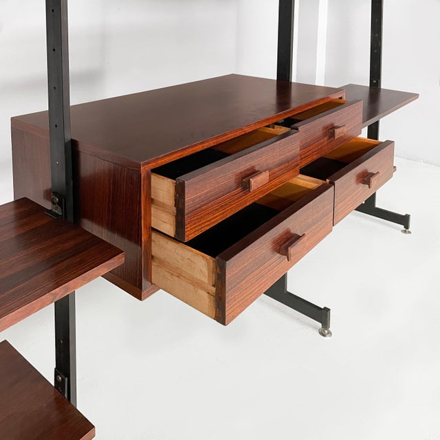 1960s Mid-Century Modern Italian Modular Bookcase in Wood and Metal, 1960s For Sale - Image 5 of 18