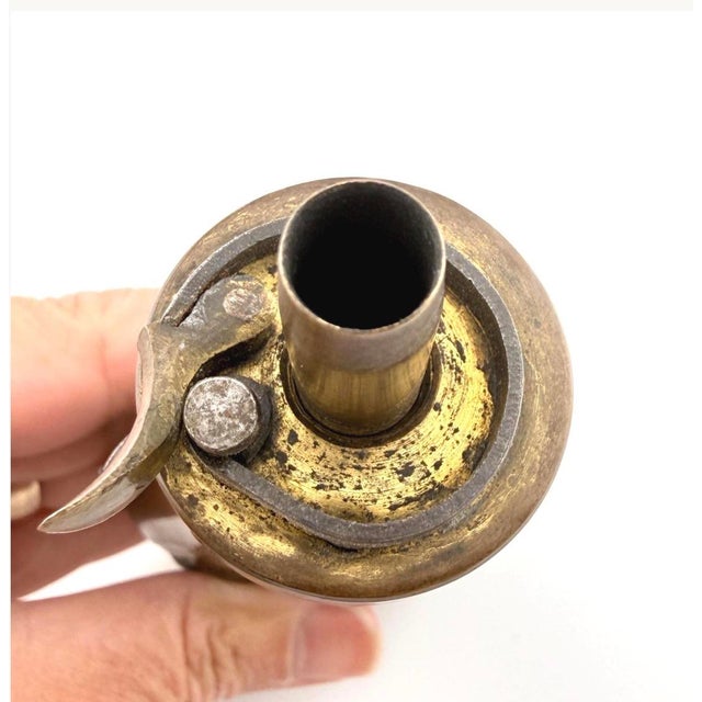 Metal Antique 19th-Century Copper and Brass Powder Flask With Embossed Shell Motif, Civil War Era Firearm and Militaria Collectible For Sale - Image 7 of 11