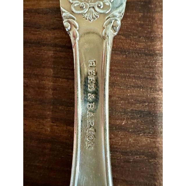 Traditional Mid 20th Century Reed & Barton Silver Plated Butter Knives - Set of 4 For Sale - Image 3 of 4
