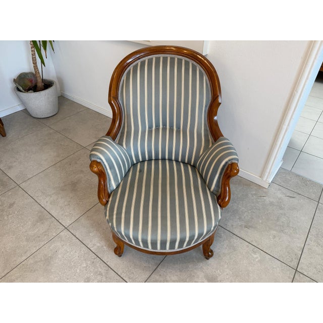 Biedermeier Armchair in Walnut For Sale - Image 5 of 10