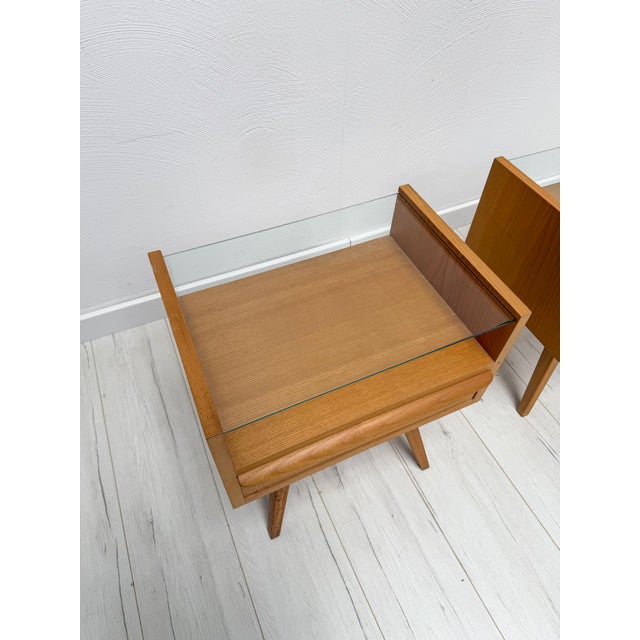 Mid-Century Walnut Nightstands with Glass Shelves, 1960s, Set of 2 For Sale - Image 6 of 10