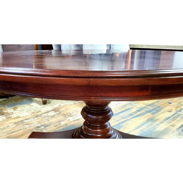 Thomasville Furniture Fredericksburg Whiskey Mahogany Round Dining Table Chairish
