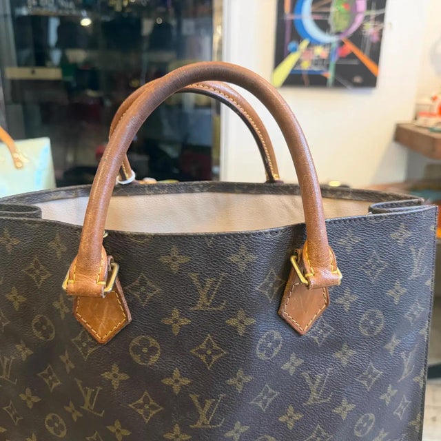 2000s Louis Vuitton Monogram Brown Coated Canvas and Vachetta Leather Sac Plat For Sale - Image 10 of 14