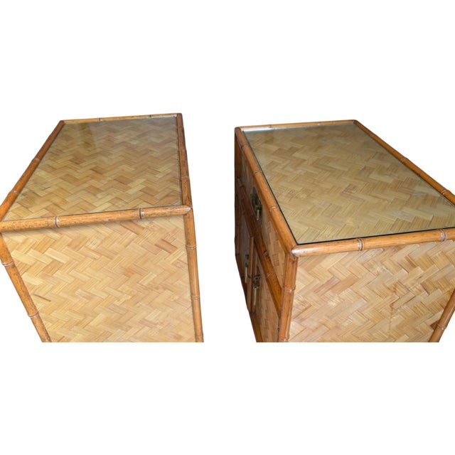 Vintage Faux Bamboo Pair of 2 Nightstands With Herringbone Parquet Rattan Fronts, in the Style of Dixie For Sale In Tampa - Image 6 of 13