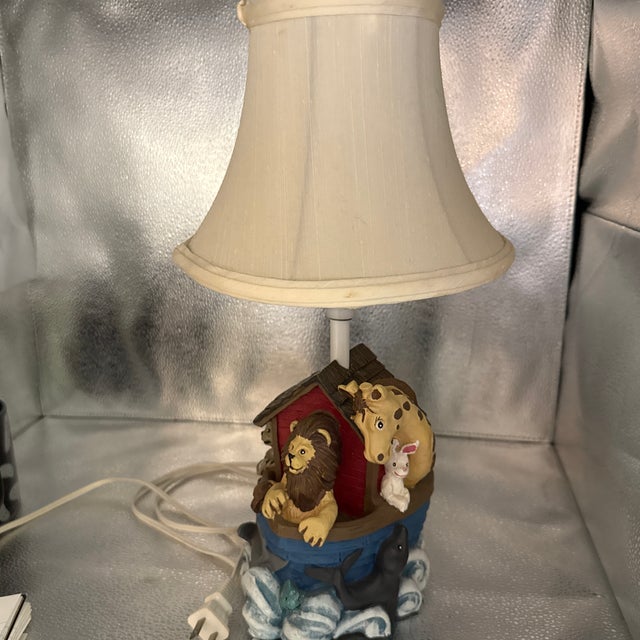 Vintage Hand Painted Resin Noah’s Ark Lamp For Sale - Image 4 of 12