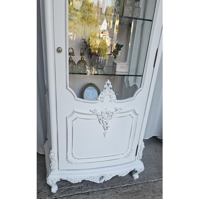 1960s Rococo Style, Vitrine Cabinet , French Reproduction For Sale - Image 17 of 18