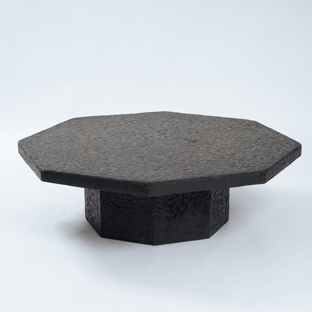 Brutalist Octagonal Coffee Table in Black Stone-Look Resin, 1970s For Sale - Image 17 of 17