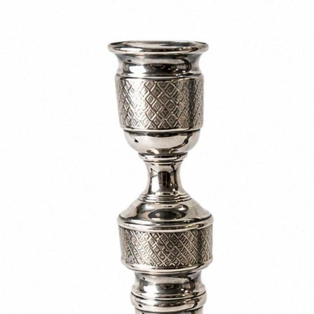 Silver plated - Pair of candlesticks - 19th century. European; late 19th century in silver plate; with turned stems...