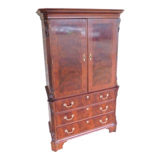 Henredon Mahogany Chippendale Style Armoire / Chest For Sale