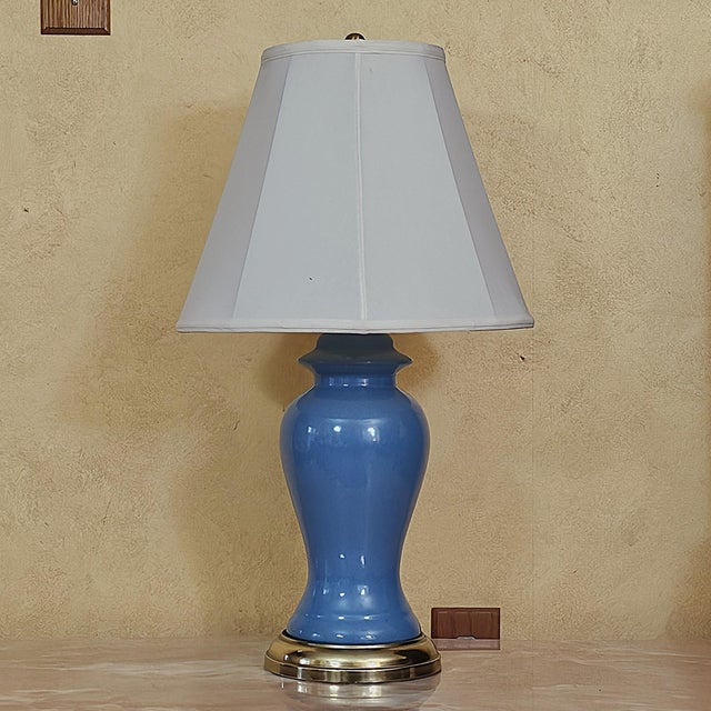 Hollywood Regency Vintage Blue Porcelain Urn Lamp With Brass Base - Hollywood Regency For Sale - Image 3 of 18