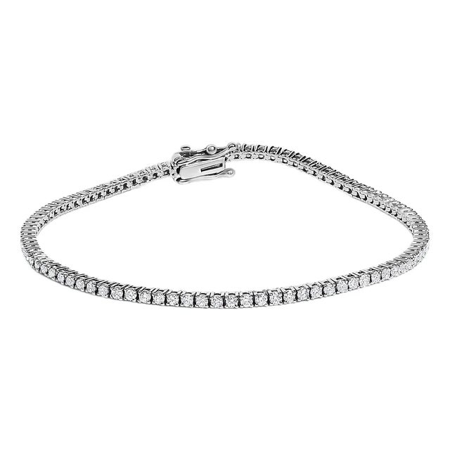 14K White Gold Classic 1 1/2 Cttw Diamond Tennis Bracelet For Sale
