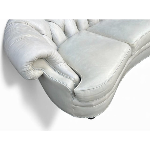 Restored 1960s Hancock & Moore Ivory Leather Tufted Sofa – Curved Frame, Vintage For Sale - Image 11 of 18