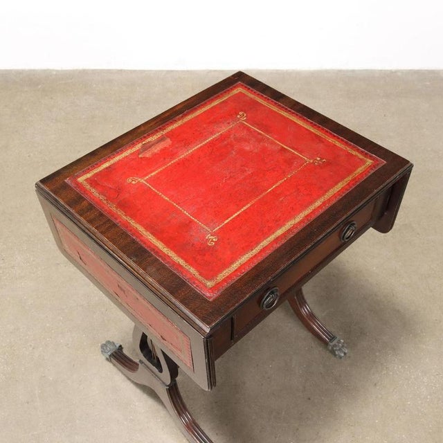 Brown Antique Coffee Table in Mahogany and Leather For Sale - Image 8 of 10