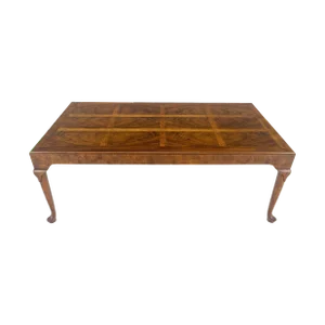 Baker Vivid Pattern Walnut Top Burl Queen An Style Caved Legs Coffee Table