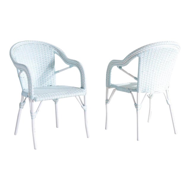 California Armchair, Set of 2 - Baby Blue/White For Sale