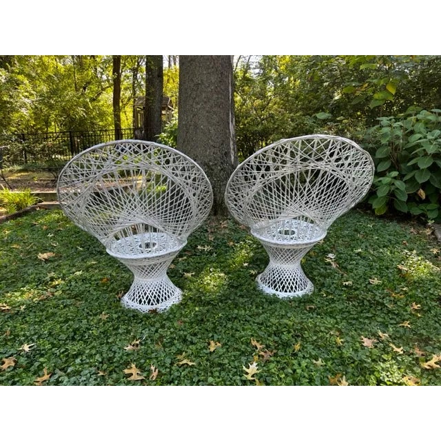 White Russell Woodard MCM Spun Fiberglass Peacock Chairs - A Pair For Sale - Image 8 of 12