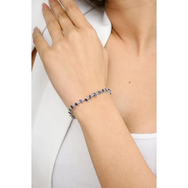 Art Deco 18k Gold Blue Sapphire Tennis Bracelet For Sale - Image 3 of 8