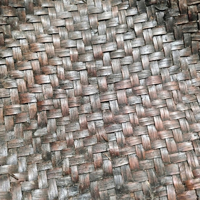 Wood Vintage Mid-Century Philippine Tribal Labba Woven Grain Basket Bowl Centerpiece For Sale - Image 7 of 15