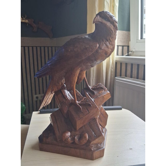 Brienz Swiss Woodcarvers, Eagle Sculpture, 1920s, Glass and Wood For Sale - Image 12 of 18
