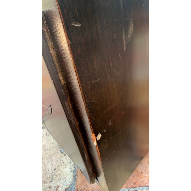 1970s Henredon Asian Modern Two-Drawer Nightstands With Brass Accents – A Pair For Sale - Image 11 of 17