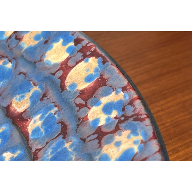Large Mid-Century Modern German Studio Pottery Decorative Wall Plate by Eva Fritz-Lindner for Karlsruher Majolika, 1960s For Sale - Image 9 of 18